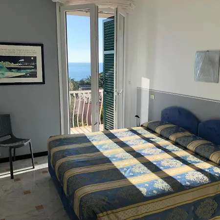 Apartahotel Savoia Génova